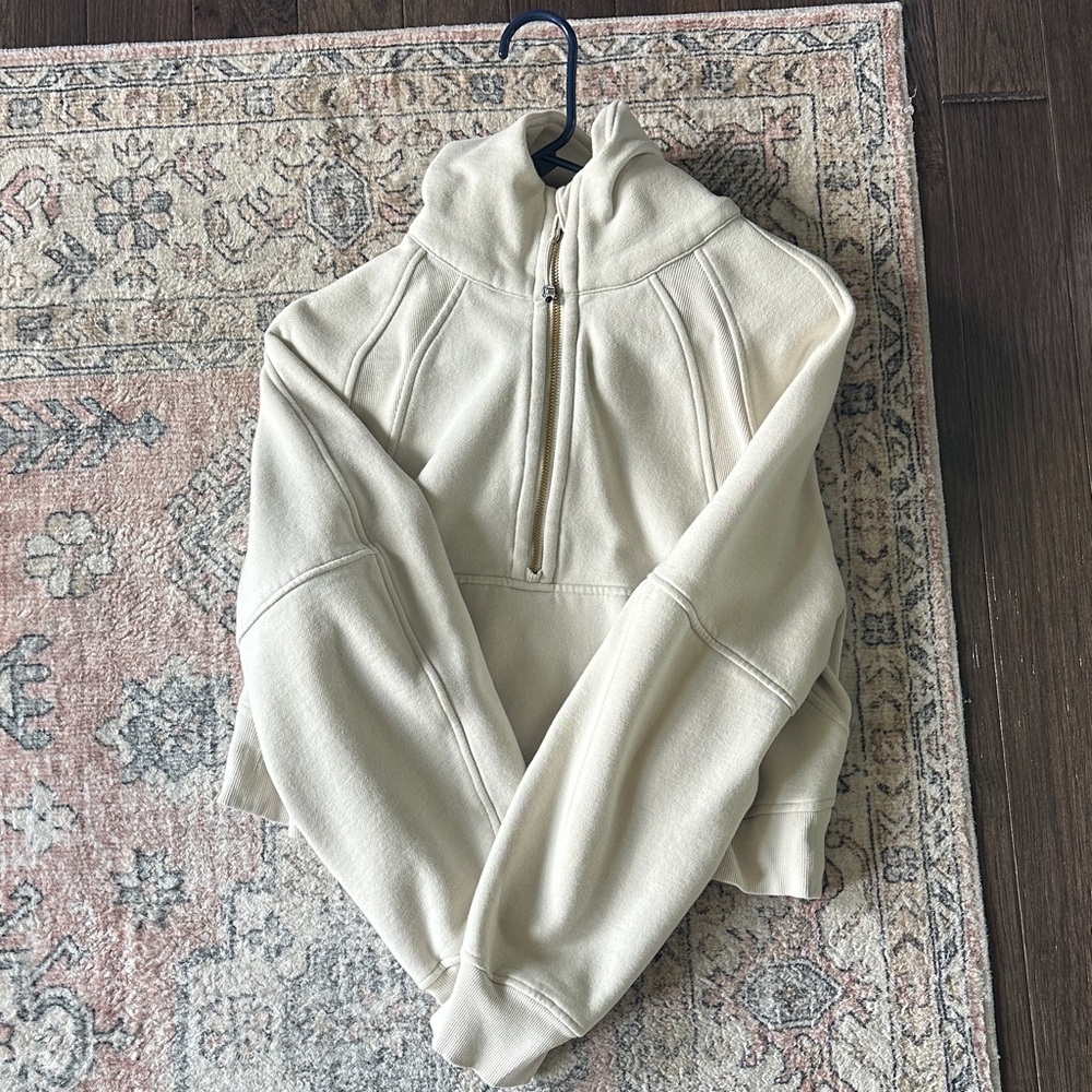 Lululemon Scuba Half zip BONE xs/s